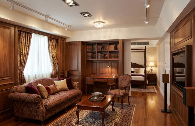 A living room redesigned by AI in the Traditional style